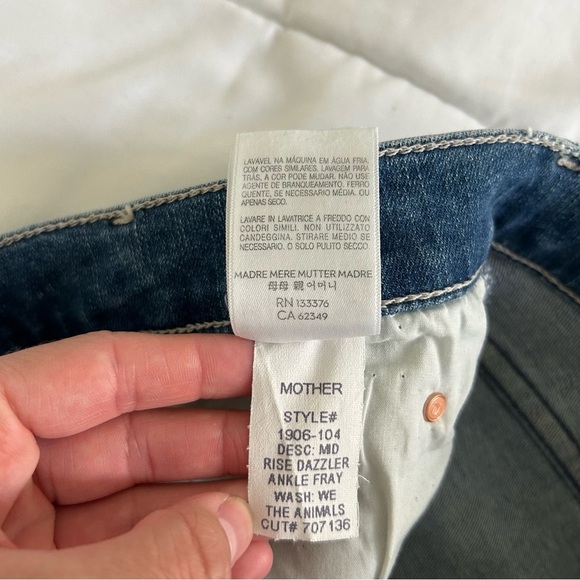 Mother Mid Rise Dazzler Ankle Fray jeans We The Animals 26 - Picture 15 of 15